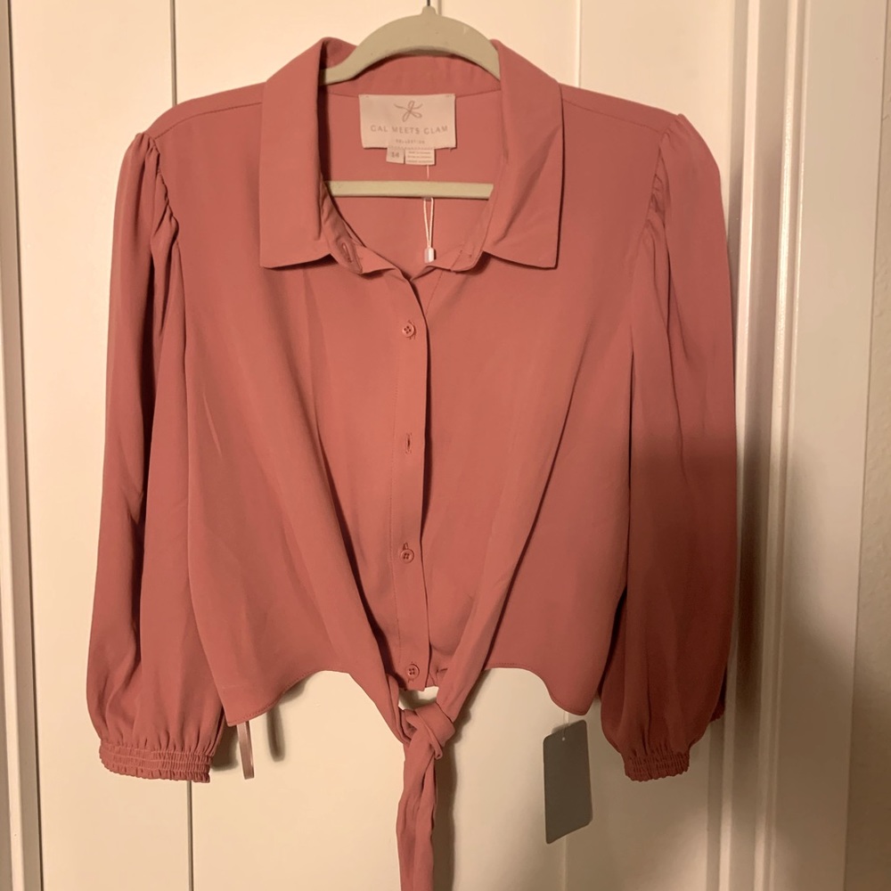 NWT Gal meets Glam two piece shirt and skirt set.